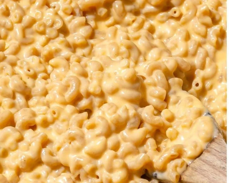 Delicious bowl of Cottage Cheese Mac and Cheese with a cheesy topping.
